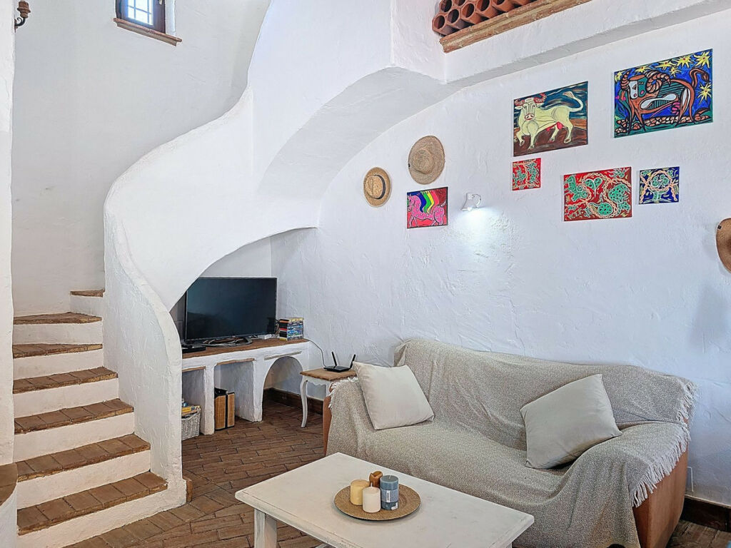 Detached Villa Riogordo Málaga - image 12