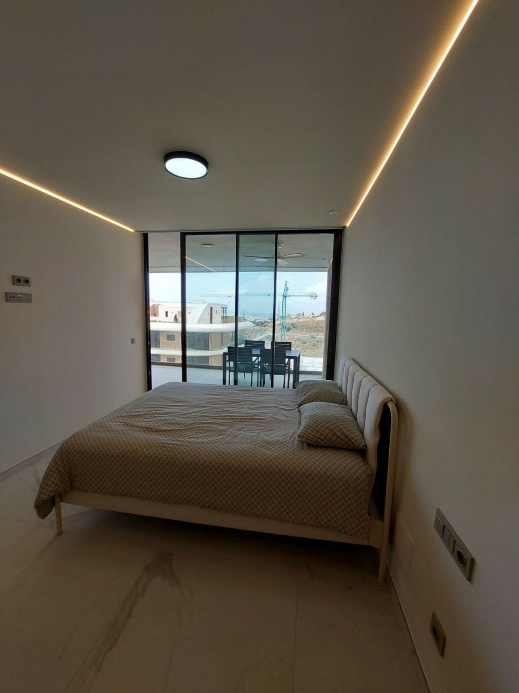 Middle Floor Apartment Higueron Málaga - image 12