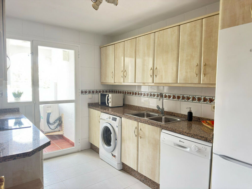 Middle Floor Apartment Mijas Costa Málaga - image 12
