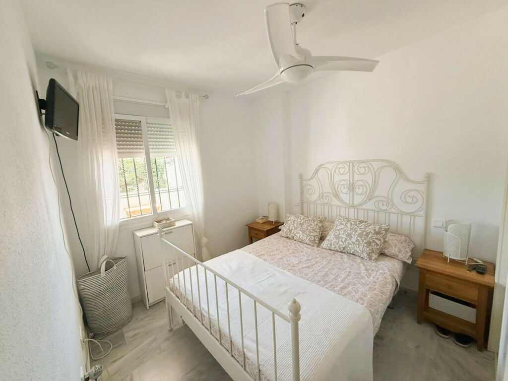 Ground Floor Apartment La Cala de Mijas Málaga - image 12