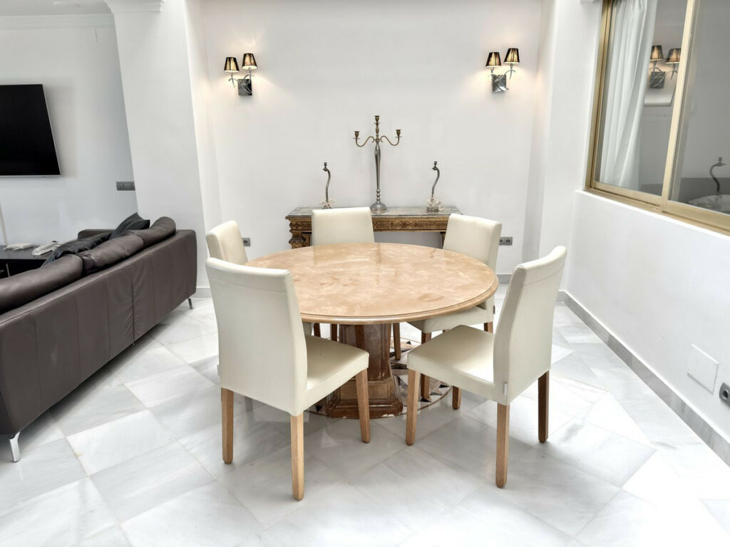 Duplex Puerto Banús Málaga - image 11