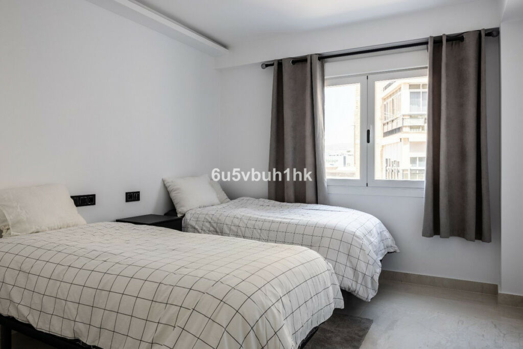 Middle Floor Apartment Málaga Málaga - image 12
