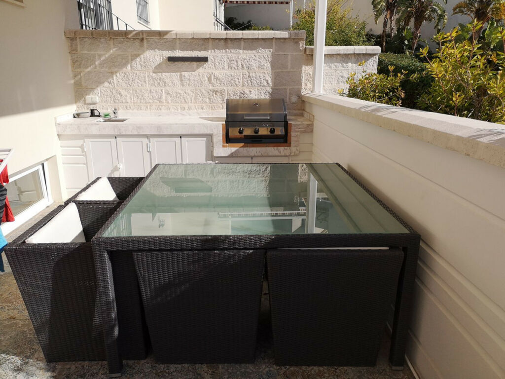 Semi-Detached House Estepona Málaga - image 12