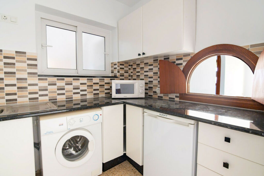 Ground Floor Apartment Estepona Málaga - image 12
