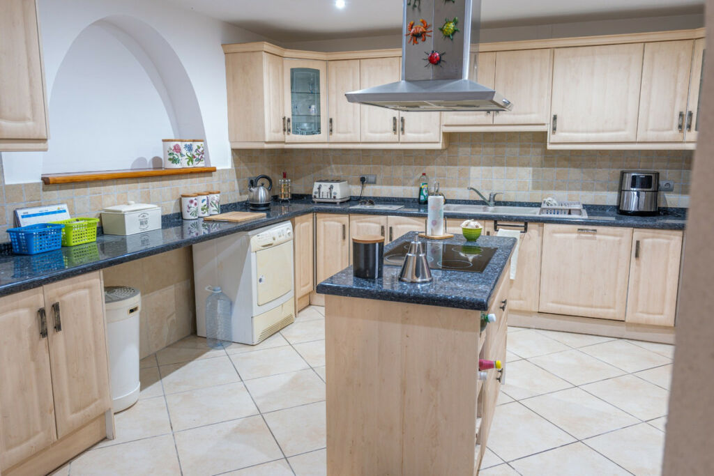 Detached Villa Albir Alicante - image 12