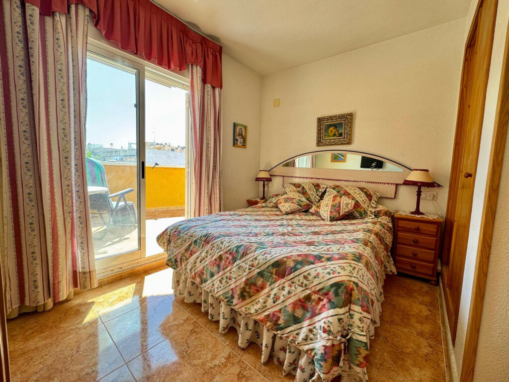 Penthouse Torrevieja Alicante - image 12