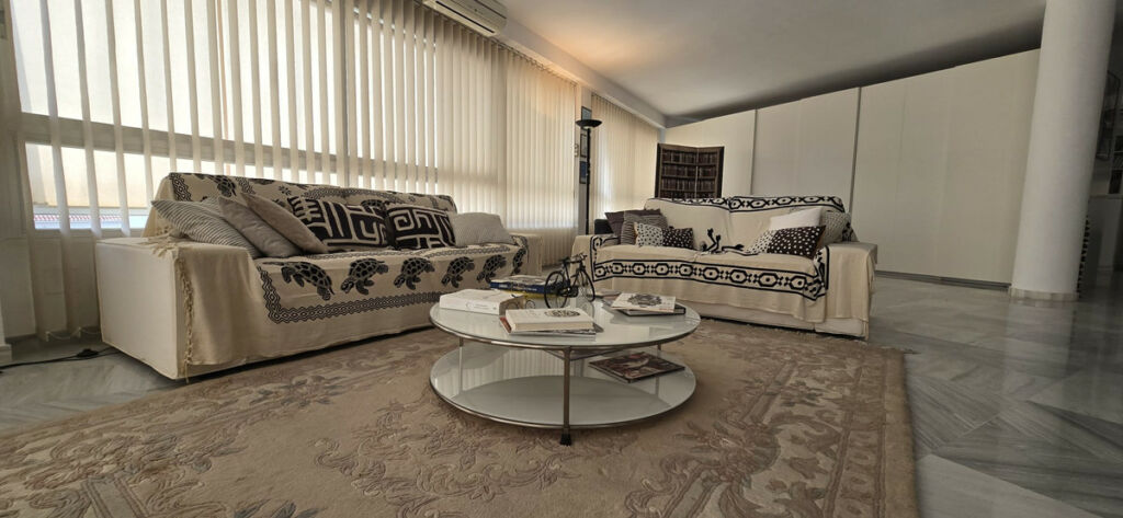 Middle Floor Apartment Marbella Málaga - image 12