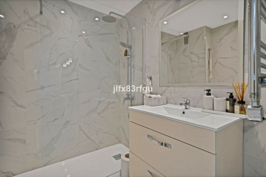 Top Floor Apartment Riviera del Sol Málaga - image 12