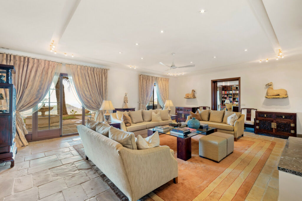 Detached Villa Ojén Málaga - image 11