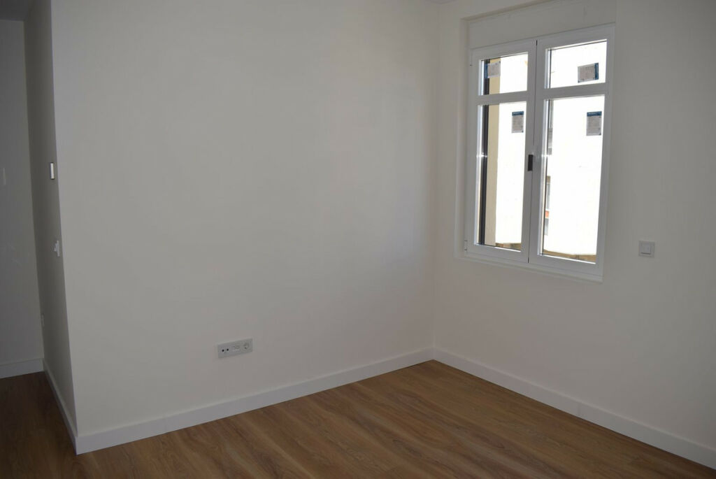 Middle Floor Apartment Málaga Centro Málaga - image 12
