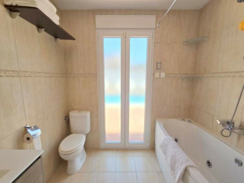 Detached Villa Manilva Málaga - image 12