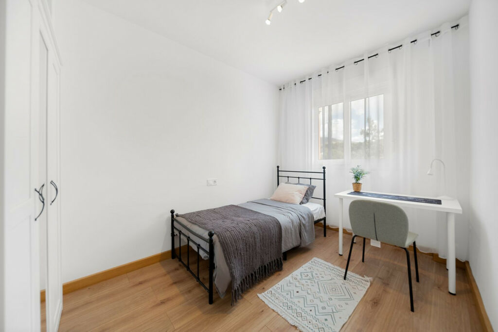 Middle Floor Apartment Torrequebrada Málaga - image 12