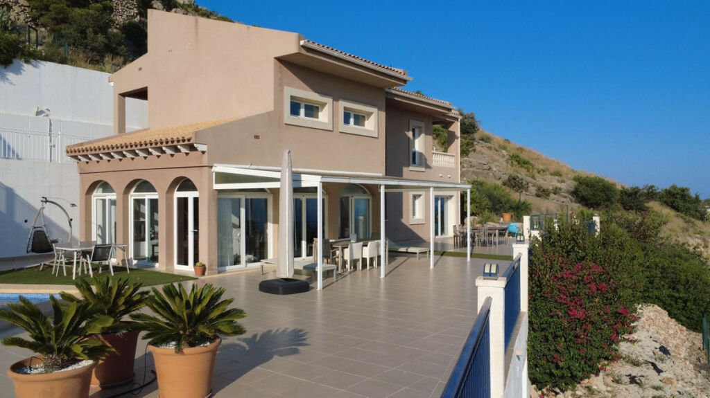Detached Villa Altea Alicante - image 12