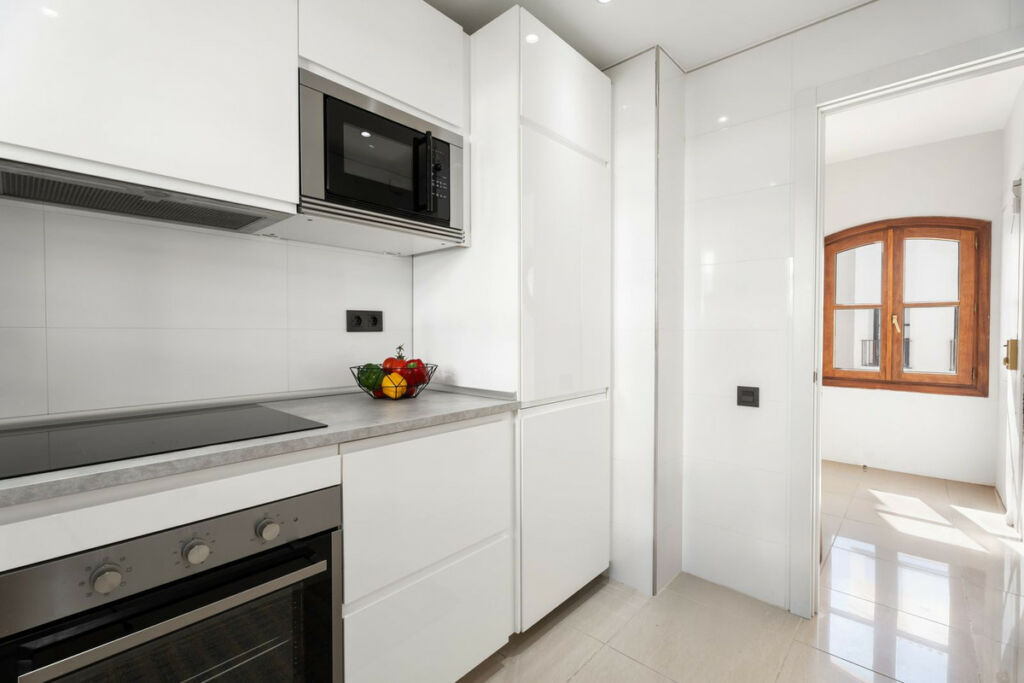 Middle Floor Apartment Puerto Banús Málaga - image 12