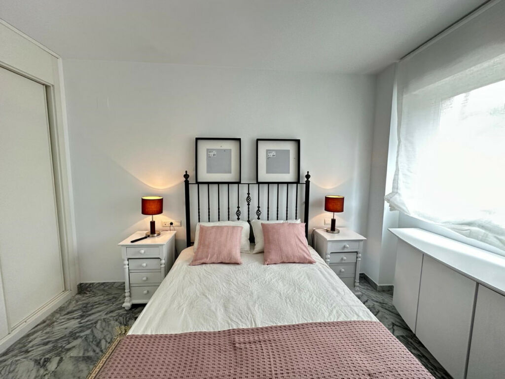 Middle Floor Apartment San Pedro de Alcántara Málaga - image 12