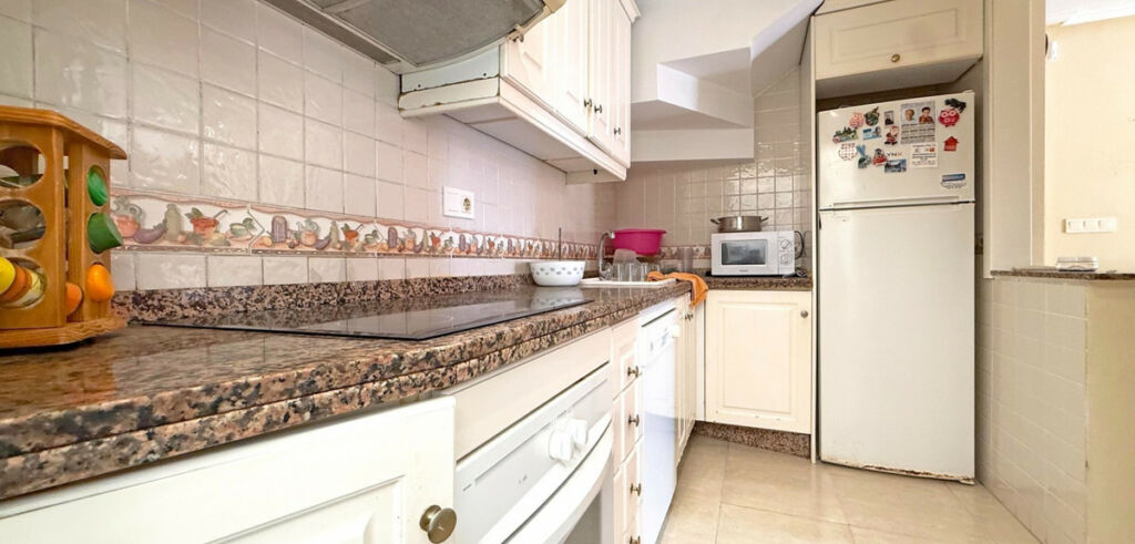 Townhouse Torrevieja Alicante - image 12