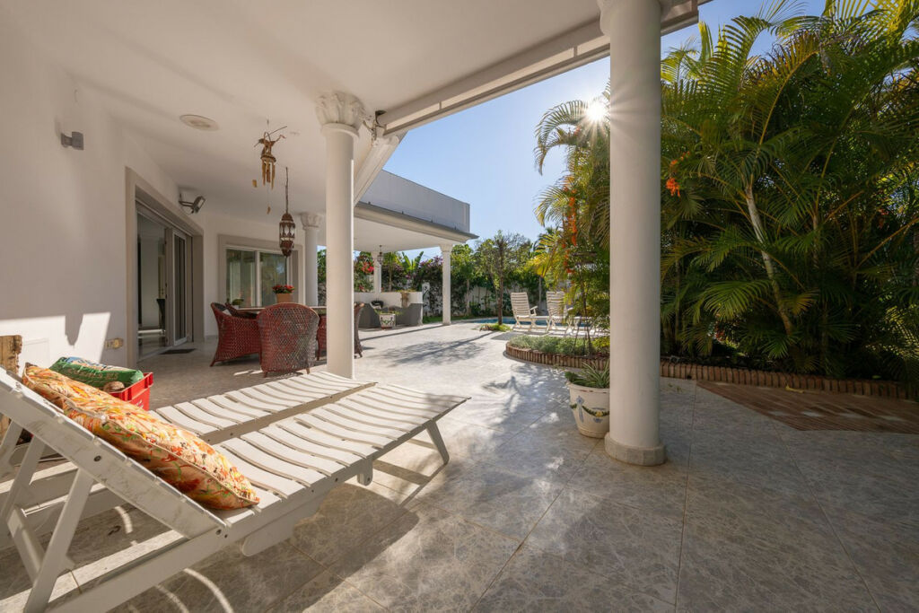 Detached Villa Marbesa Málaga - image 12