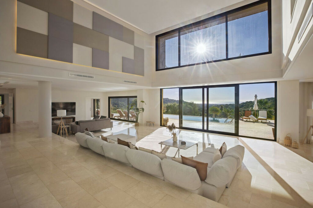 Detached Villa Sotogrande Cádiz - image 12