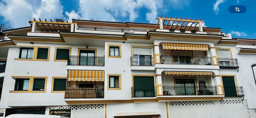 Middle Floor Apartment Guaro Málaga - image 12