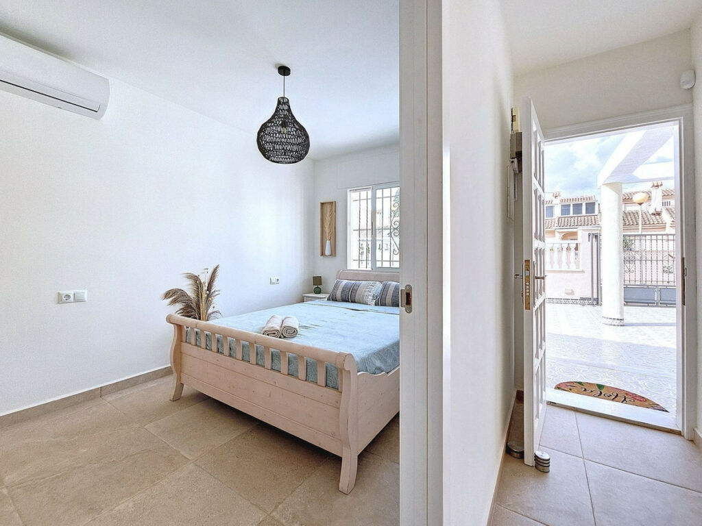 Detached Villa Los Alcazares Murcia - image 13