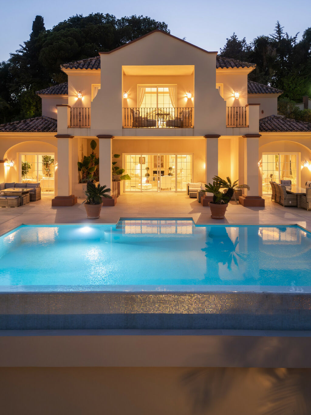 Detached Villa Benahavís Málaga - image 12