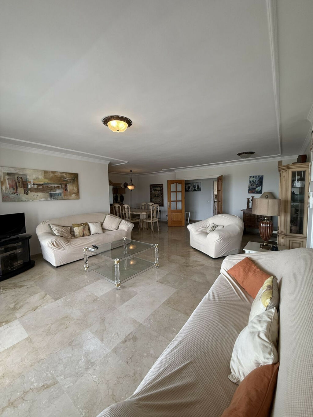 Middle Floor Apartment Nueva Andalucía Málaga - image 12