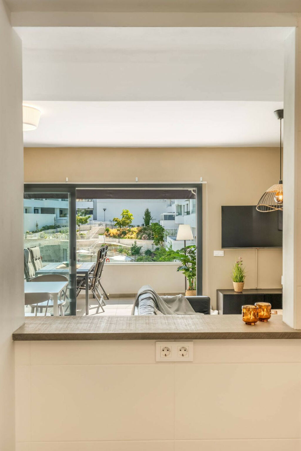 Middle Floor Apartment Estepona Málaga - image 12