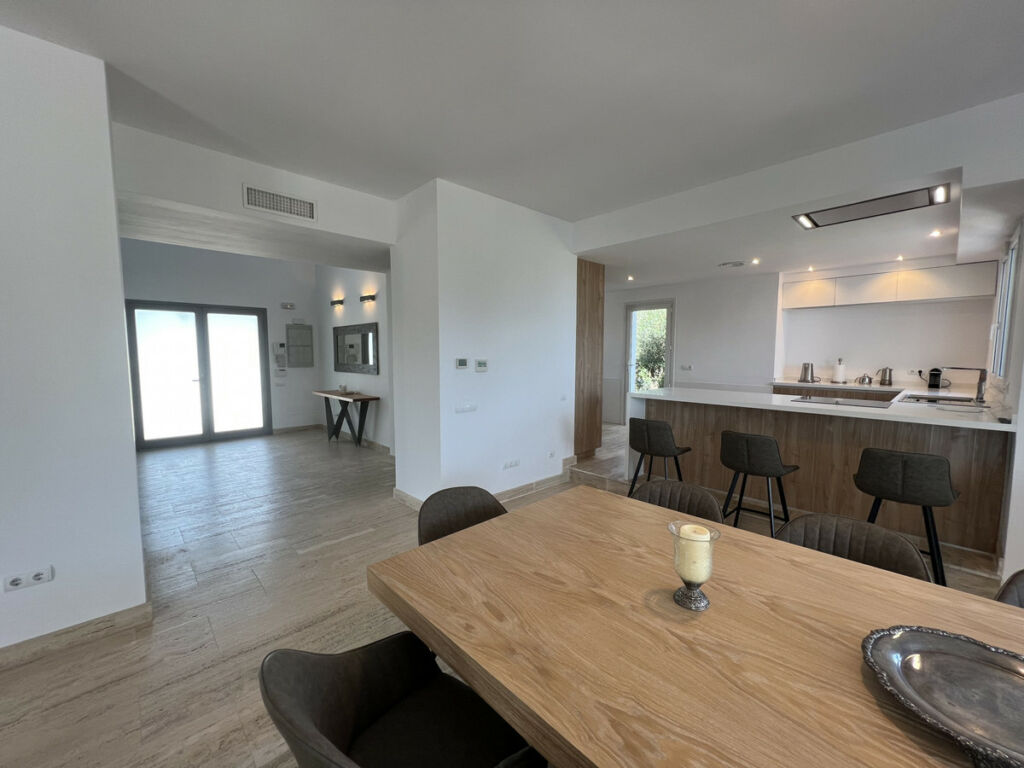 Detached Villa Manilva Málaga - image 11