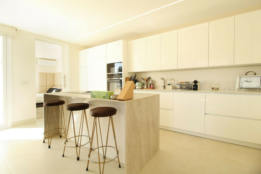 Middle Floor Apartment Guadalmina Alta Málaga - image 12