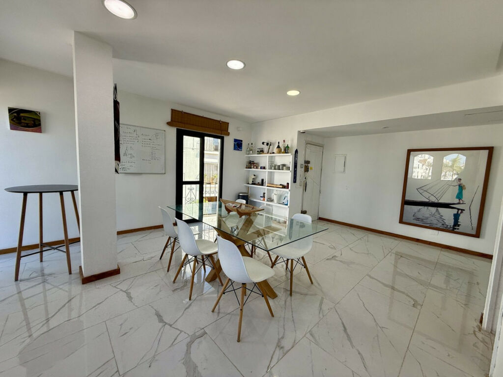 Top Floor Apartment Puerto Banús Málaga - image 15
