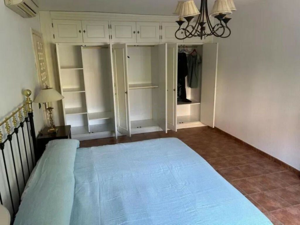 Middle Floor Apartment Marbella Málaga - image 12