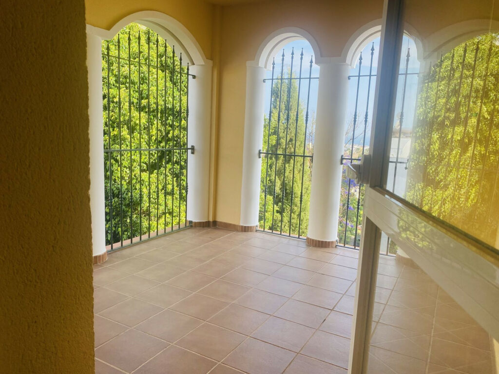 Middle Floor Apartment Riviera del Sol Málaga - image 12