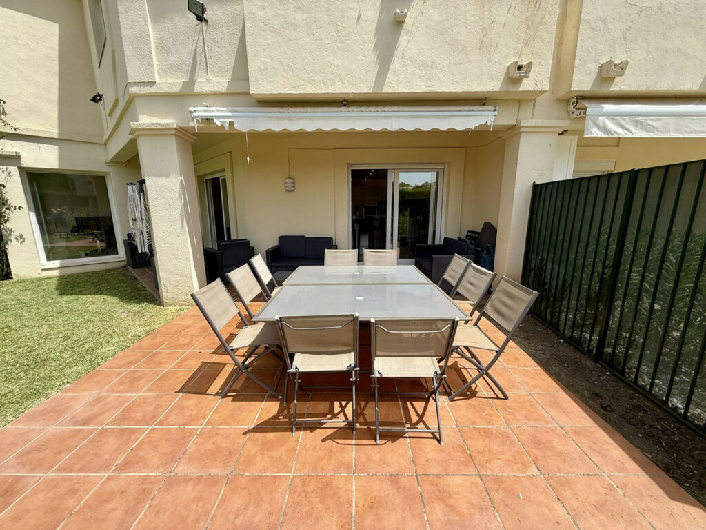 Townhouse La Quinta Málaga - image 12