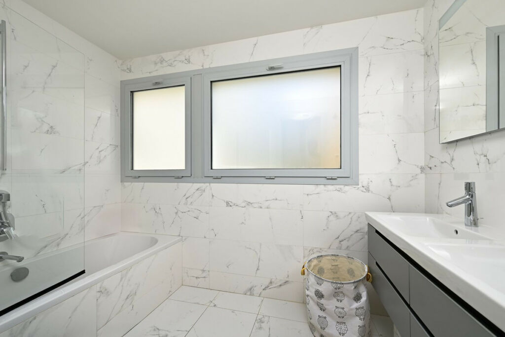Middle Floor Apartment Fuengirola Málaga - image 12