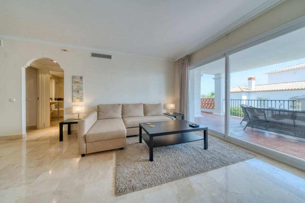 Ground Floor Apartment Calahonda Málaga - image 12