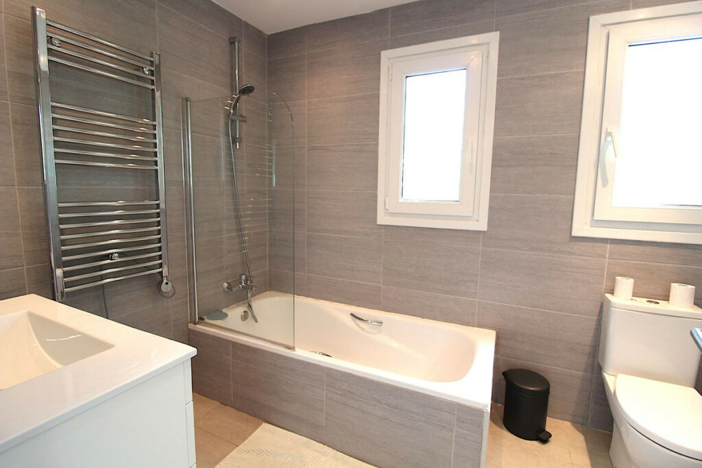 Ground Floor Apartment El Paraiso Málaga - image 12