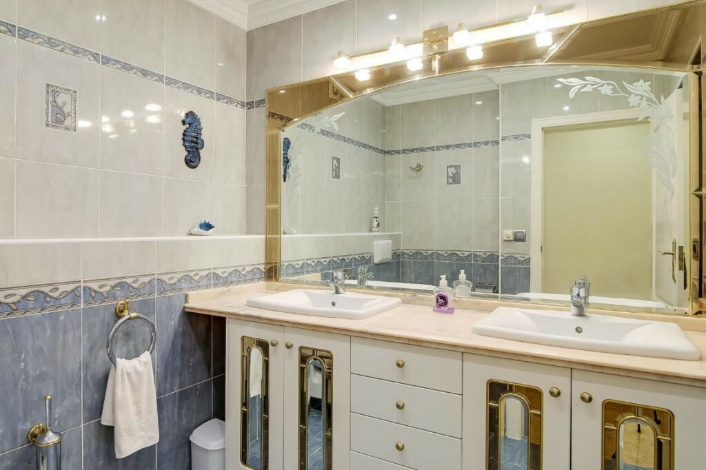 Detached Villa Moraira Alicante - image 12