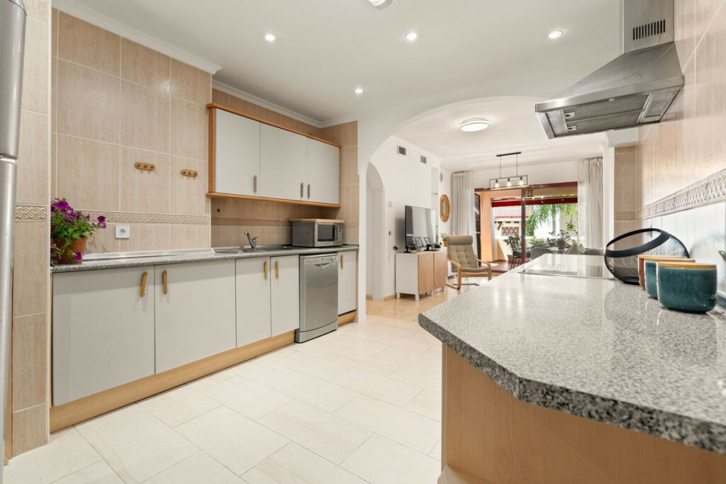 Ground Floor Apartment Casares Playa Málaga - image 12