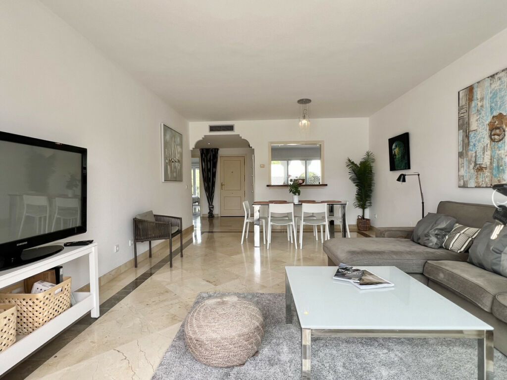 Top Floor Apartment El Presidente Málaga - image 12