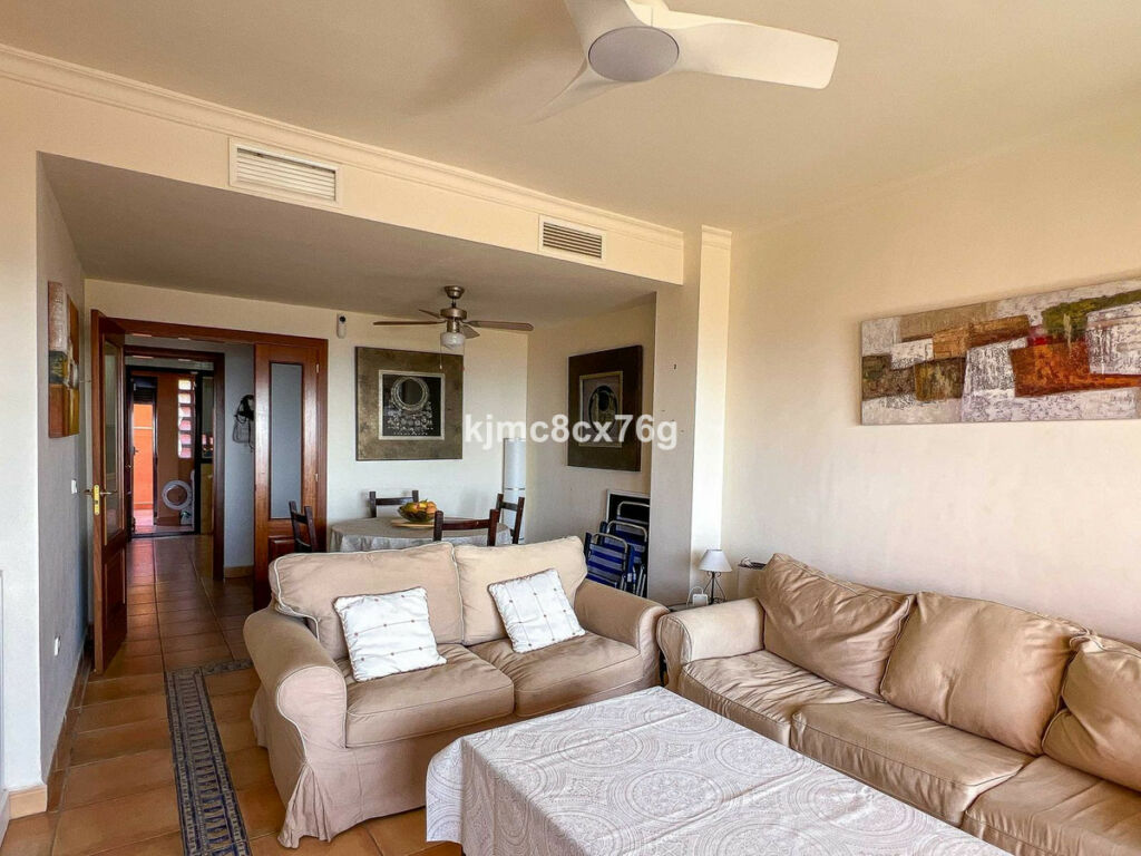 Middle Floor Apartment Calahonda Málaga - image 12