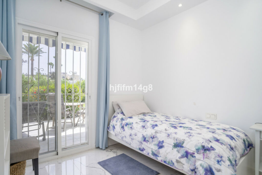 Ground Floor Apartment Nueva Andalucía Málaga - image 12