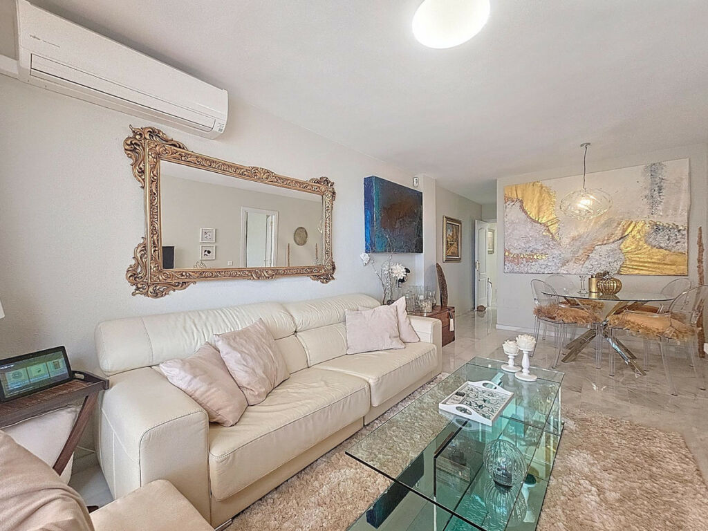 Penthouse Casares Málaga - image 12