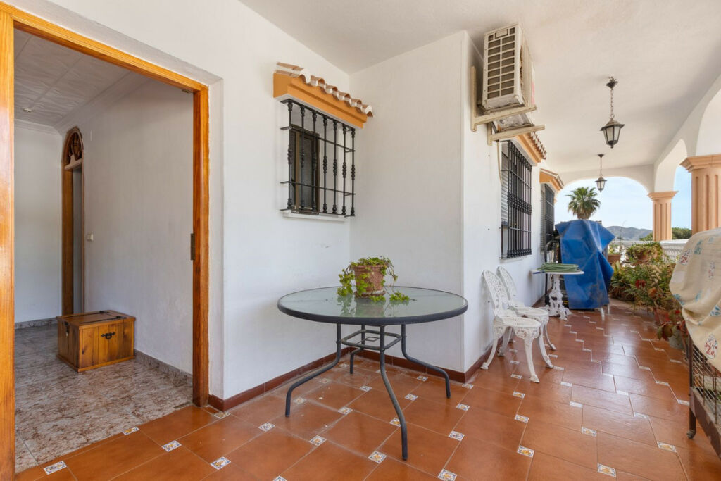Detached Villa Alhaurín de la Torre Málaga - image 12