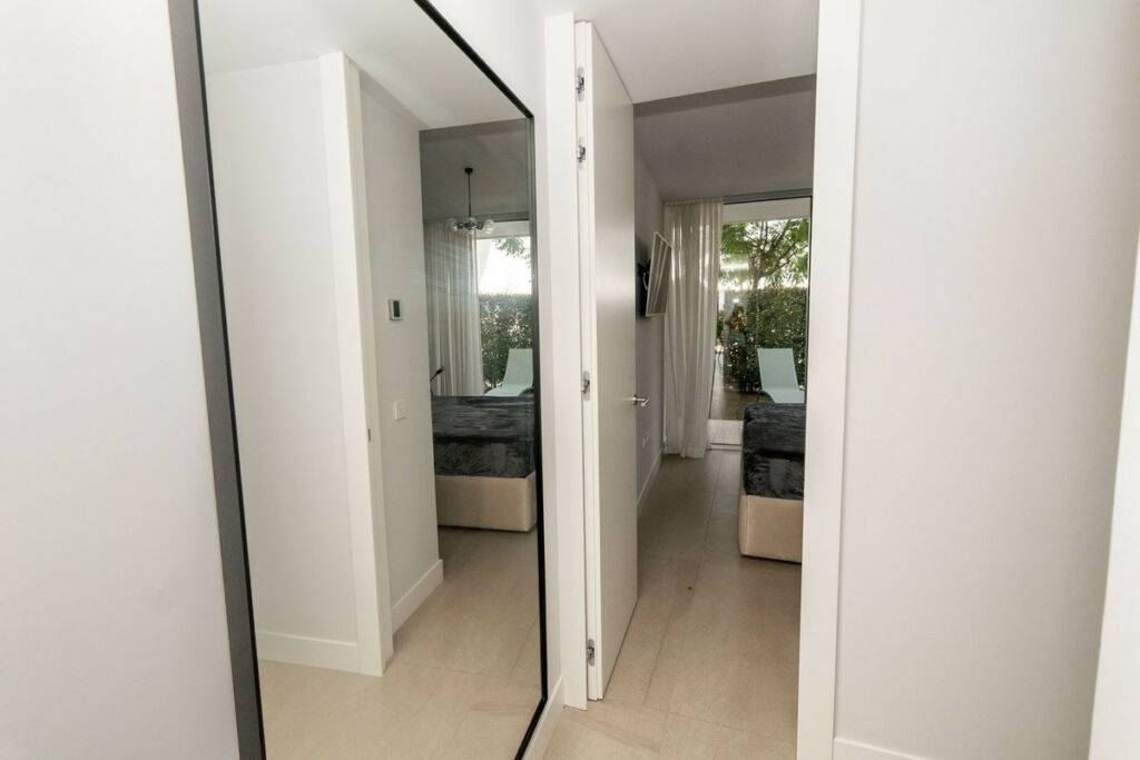 Ground Floor Apartment Estepona Málaga - image 14