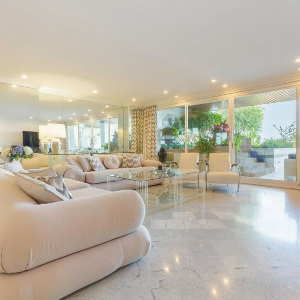 Middle Floor Apartment Marbella Málaga - image 13