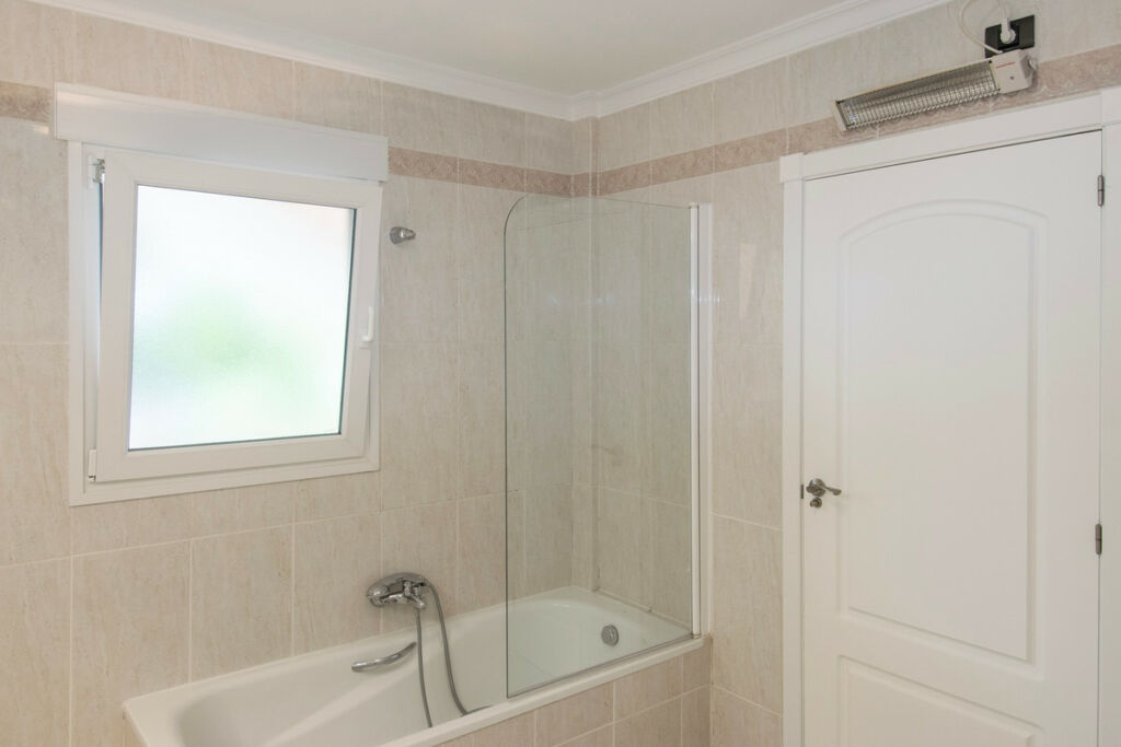 Middle Floor Apartment Benissa Alicante - image 13
