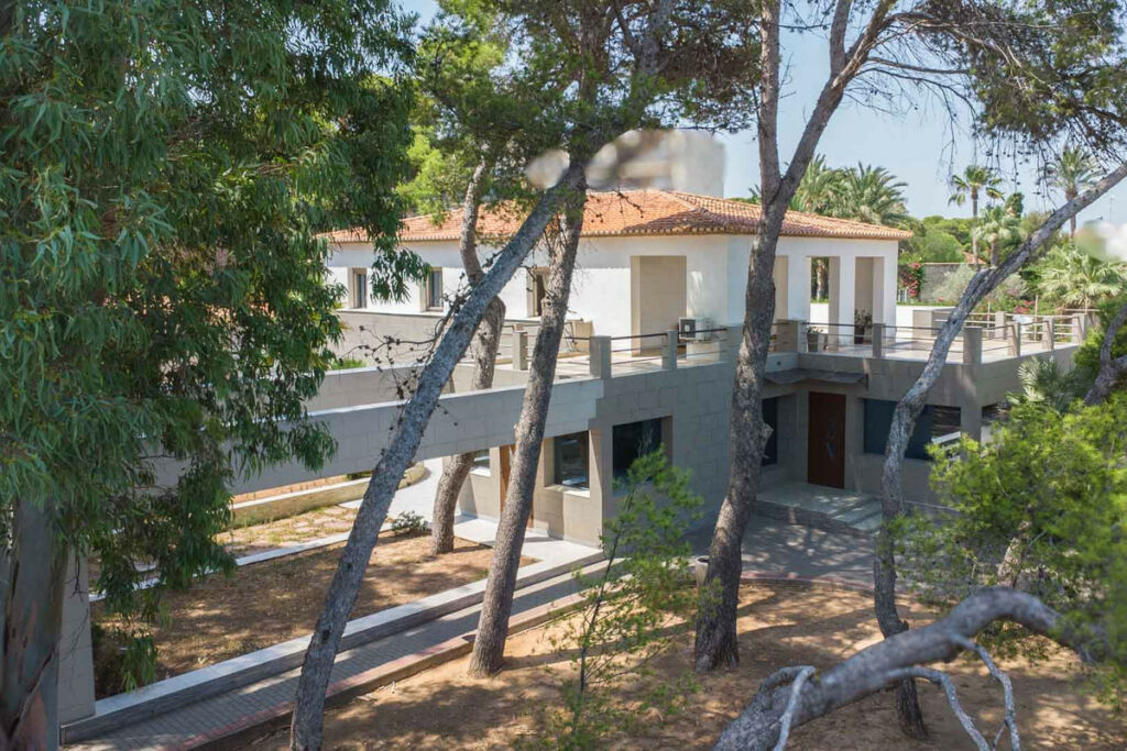 Detached Villa Denia Alicante - image 13