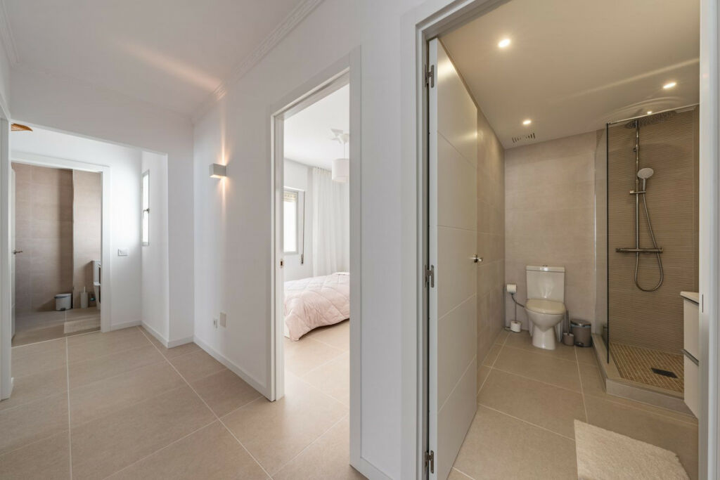 Top Floor Apartment Estepona Málaga - image 13