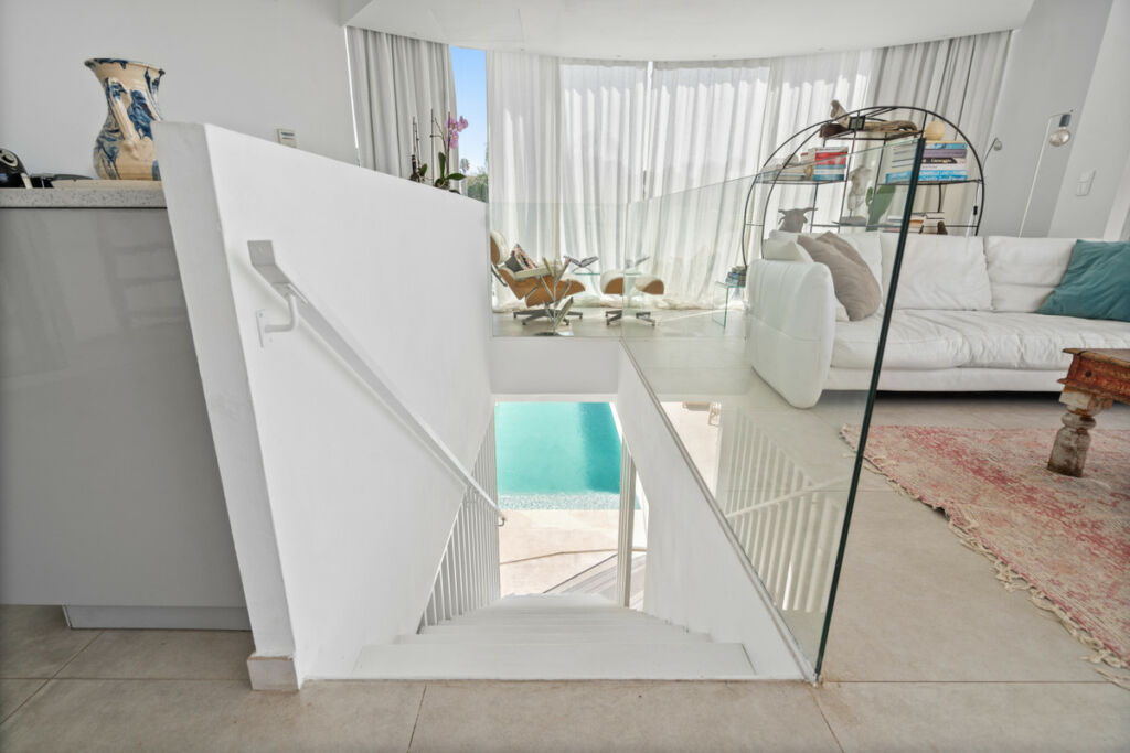 Detached Villa Marbesa Málaga - image 13