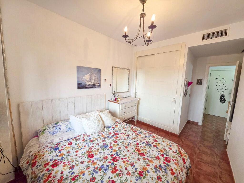 Middle Floor Apartment Casares Playa Málaga - image 13